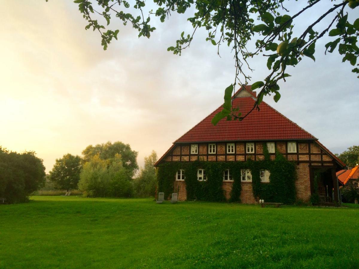 Landhaus Schoenhof Feldberger Seenlandschaft Bagian luar foto